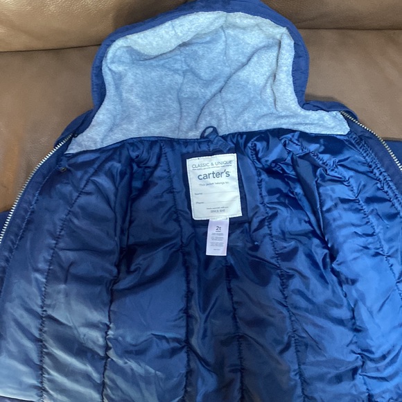 Carter’s 2T Winter Jacket, like new - Picture 4 of 8